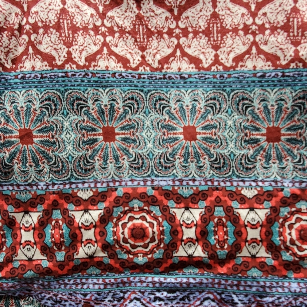 Patterned romper - Picture 3 of 3